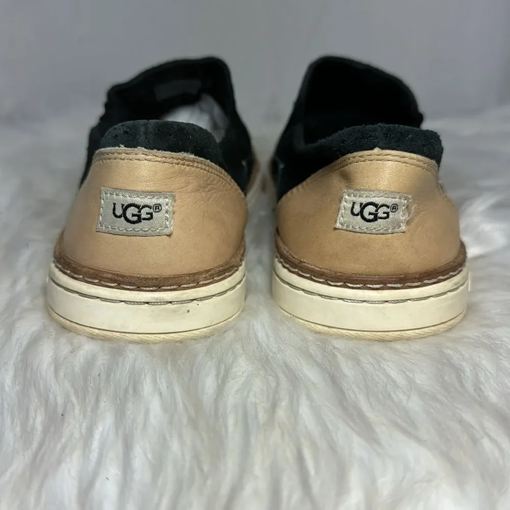 UGG Adley Perforated Suede Slip On‎ Sneakers Sz 7.5